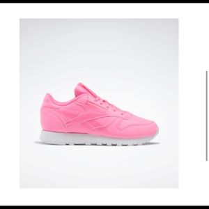 Classic Leather Reebok’s electro pink Size US7.5